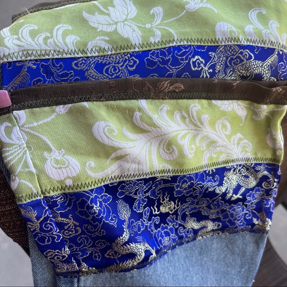 R.V.T Vintage Serve Piping Hot Jeans with Asian Inspired Bottoms Size 11/12 - Picture 4 of 9